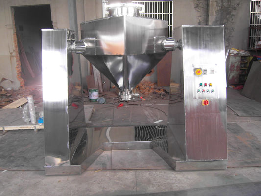 Máy trộn công nghiệp lớn 1,5kw-22kw Máy ​​trộn hình nón vuông cho thực phẩm / hóa chất